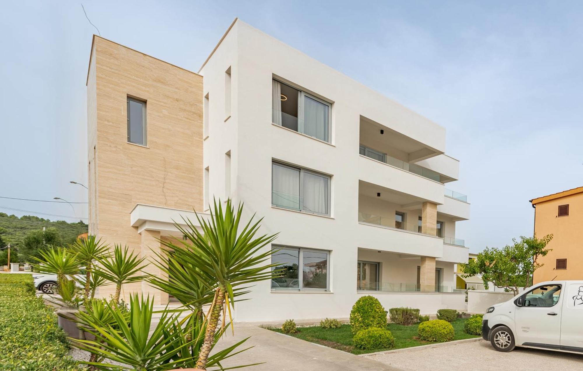 Rooms & Apartments Niko Sukosan Ngoại thất bức ảnh