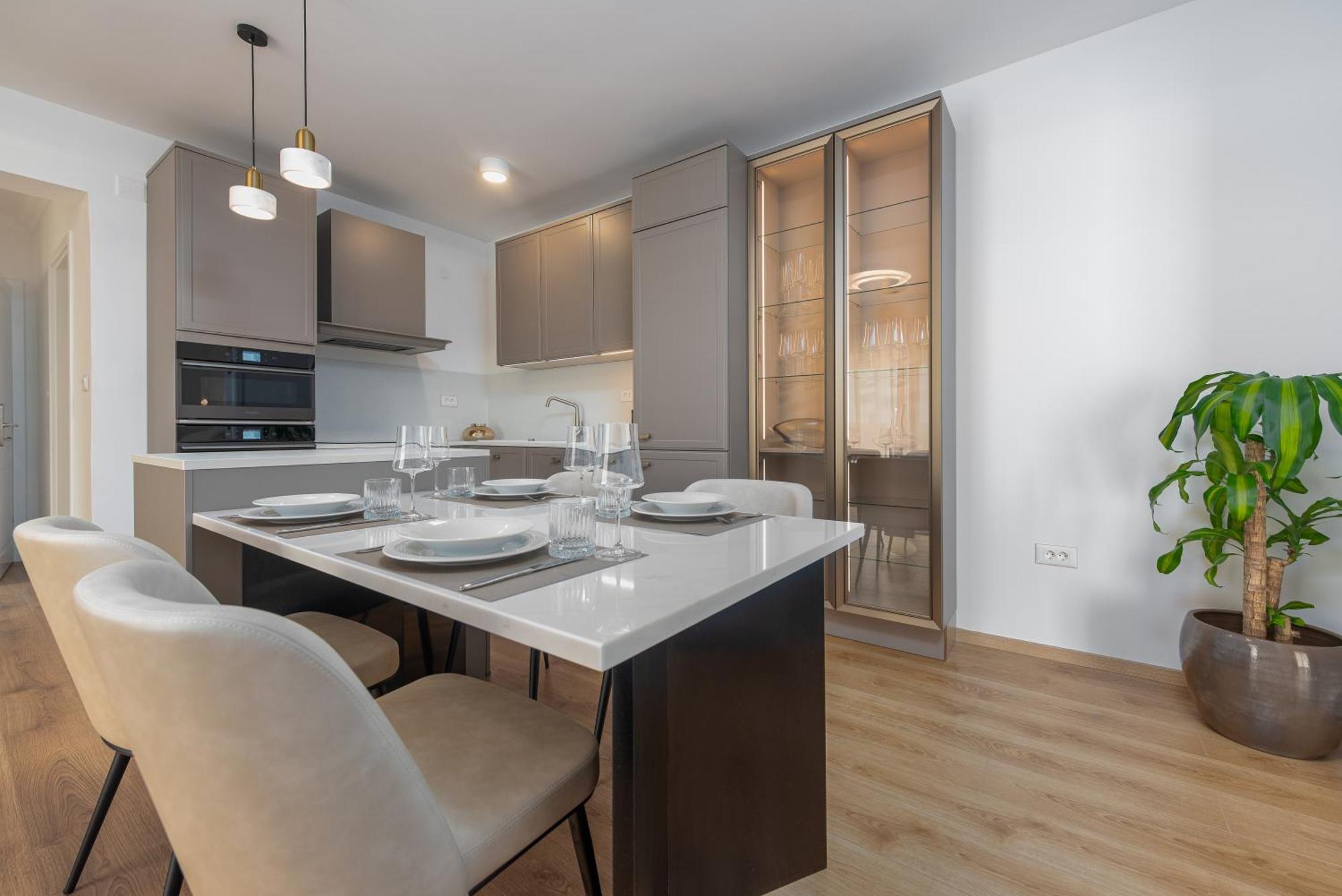 Rooms & Apartments Niko Sukosan Ngoại thất bức ảnh