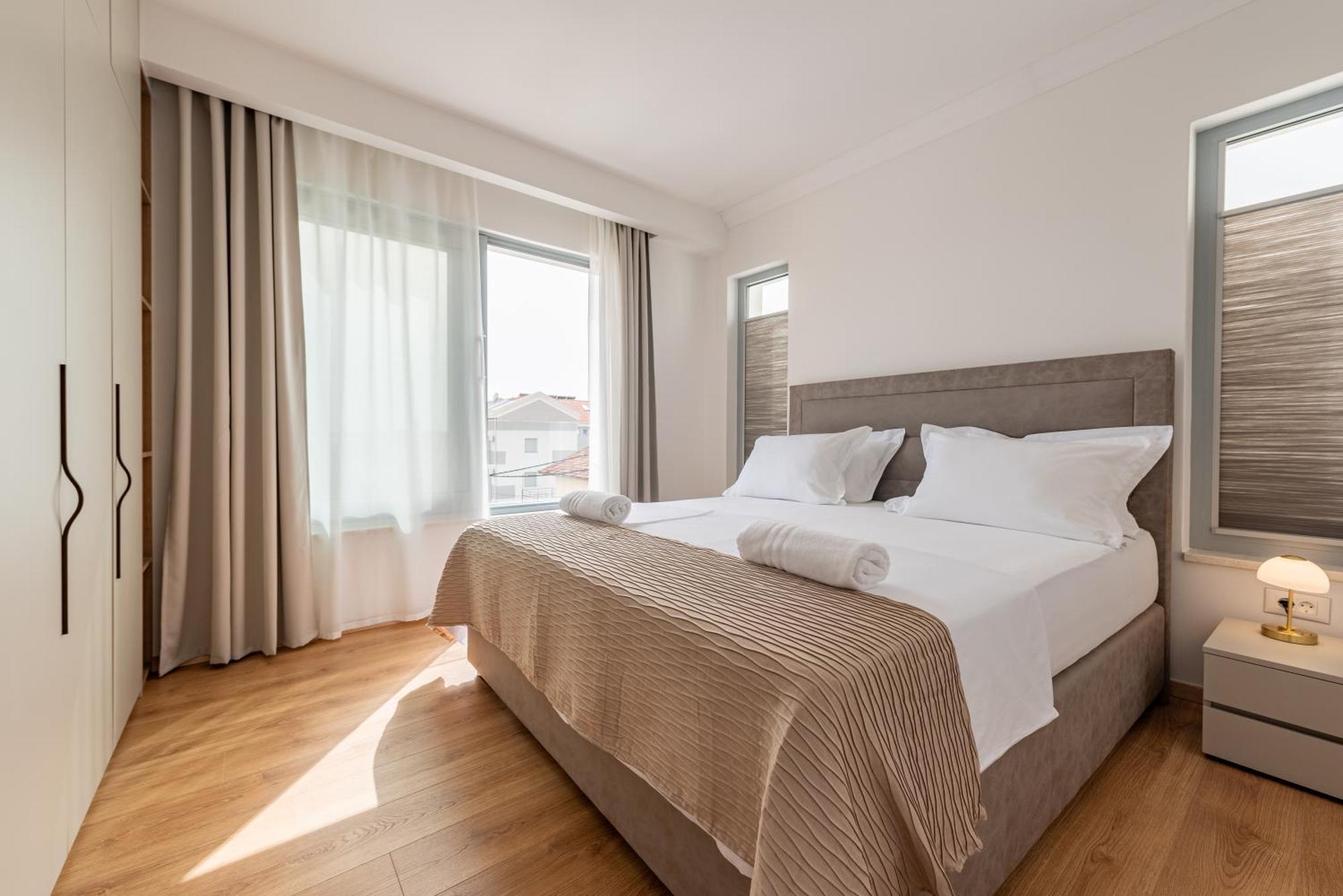 Rooms & Apartments Niko Sukosan Ngoại thất bức ảnh