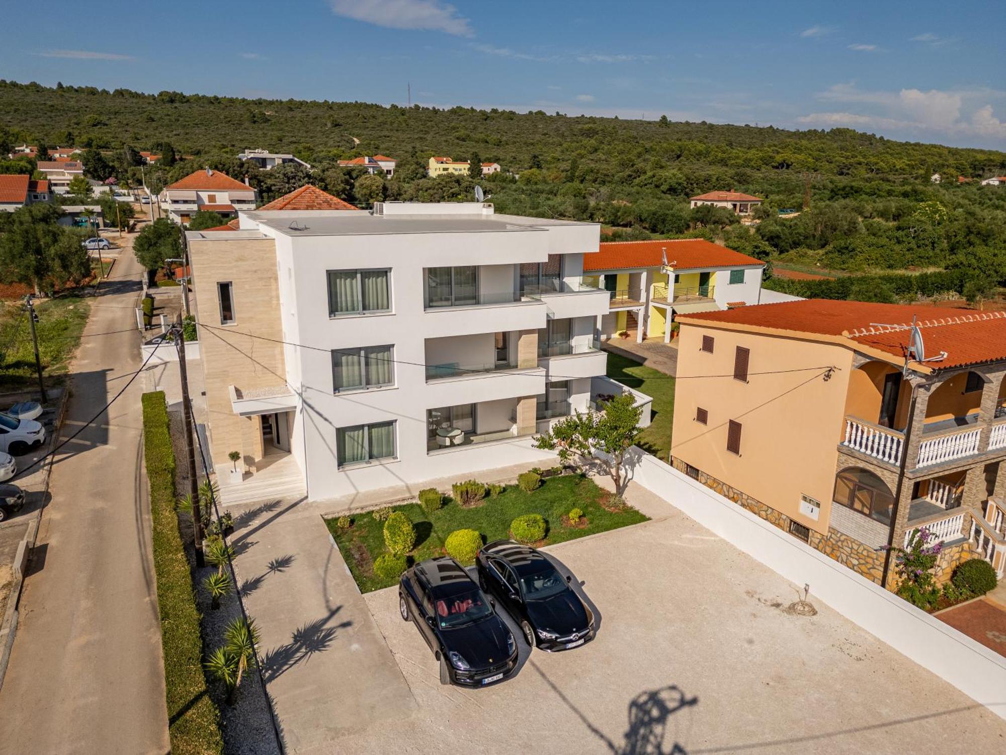 Rooms & Apartments Niko Sukosan Ngoại thất bức ảnh
